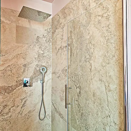 Panorama Prestige Penthouse- Location In Town Lejlighed