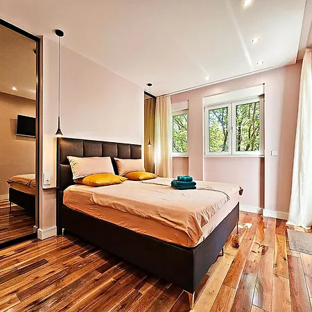 Appartement Panorama Penthouse - 5 Star With Roof Jacuzzi *